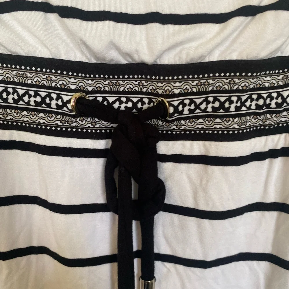 White House, Black market, small strapless mini dress